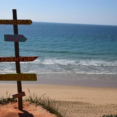 אלבופיירה Buganvilia Apartment Praia Da Falesia מראה חיצוני תמונה
