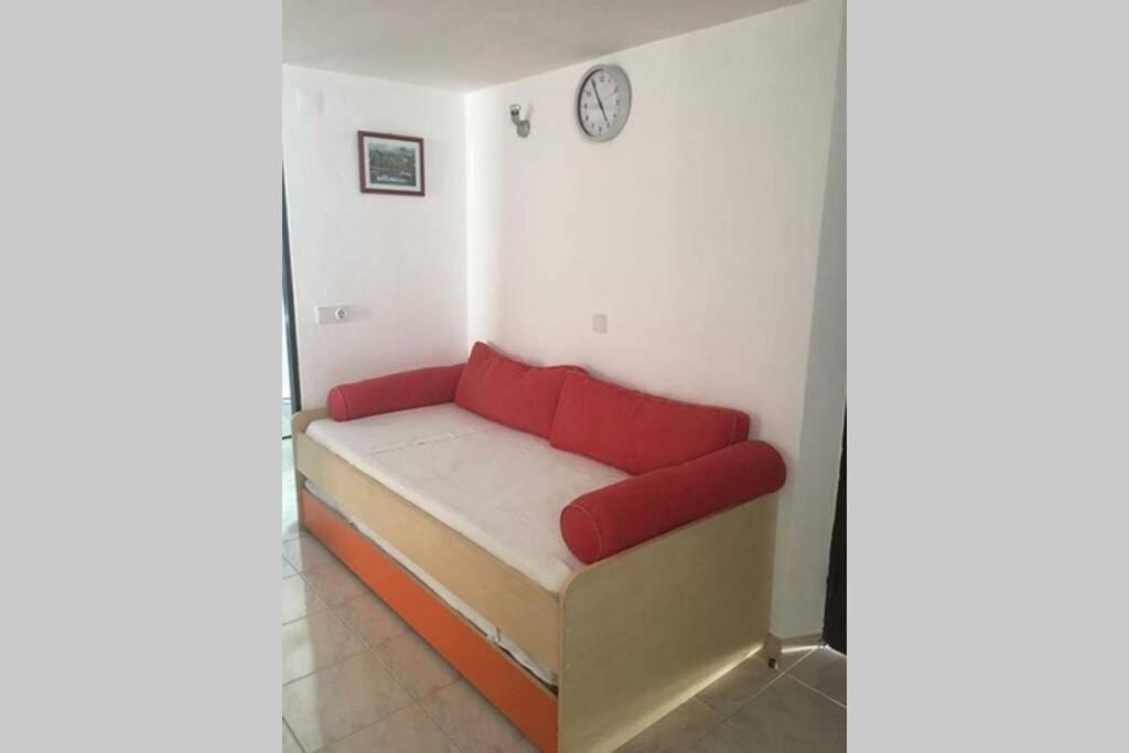 אלבופיירה Buganvilia Apartment Praia Da Falesia מראה חיצוני תמונה