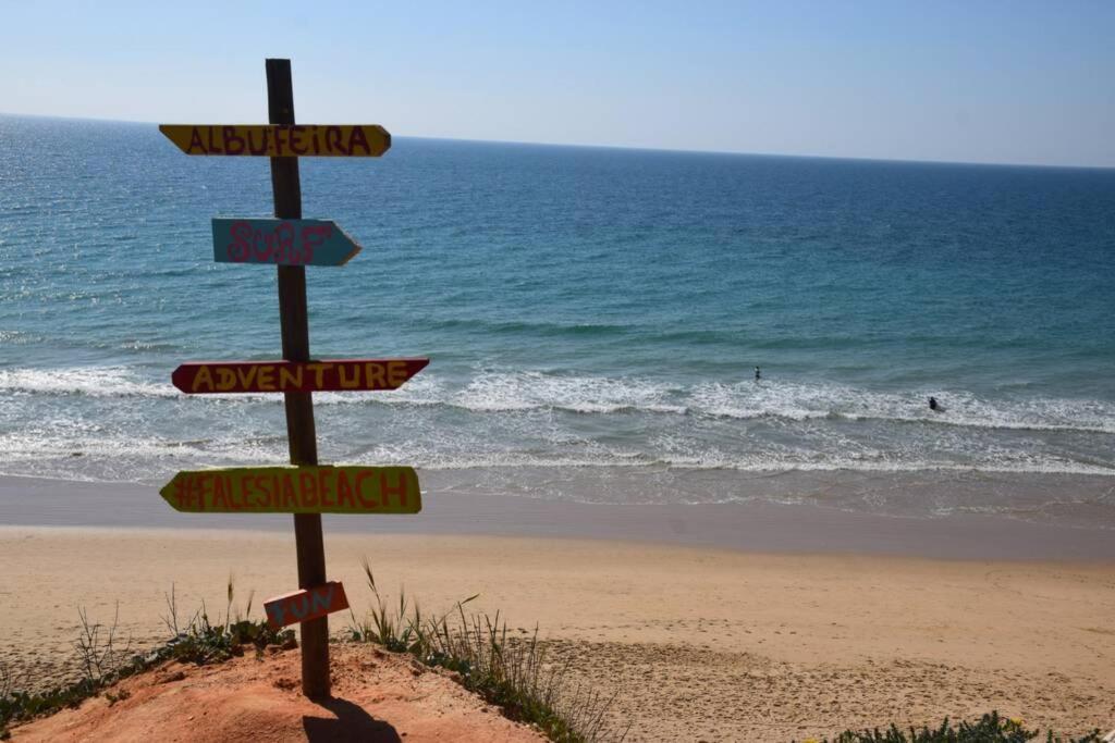אלבופיירה Buganvilia Apartment Praia Da Falesia מראה חיצוני תמונה