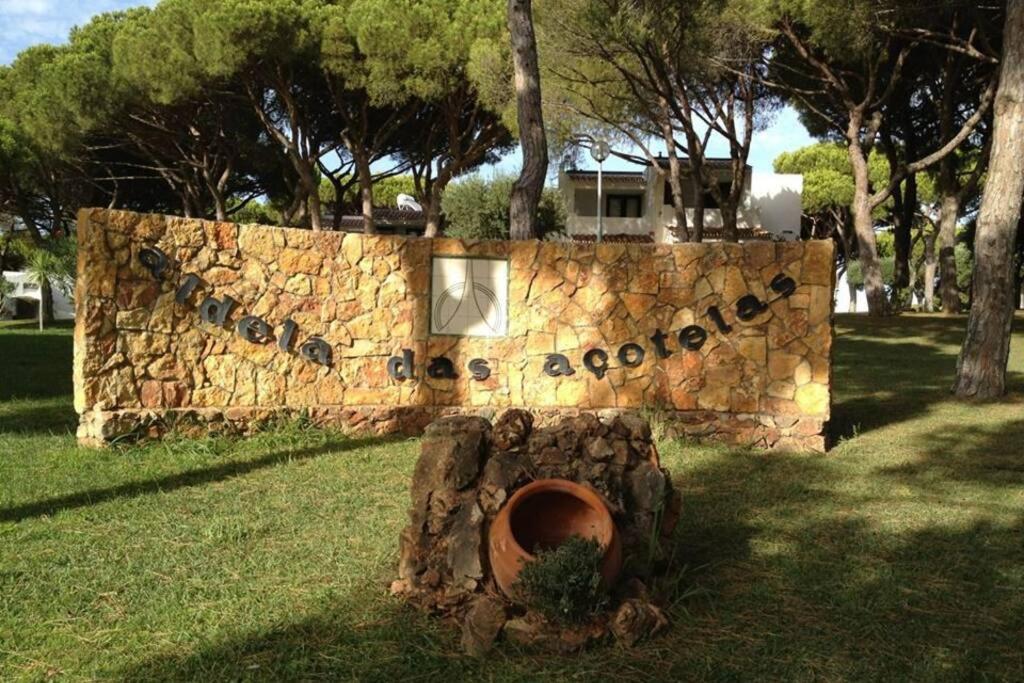 אלבופיירה Buganvilia Apartment Praia Da Falesia מראה חיצוני תמונה